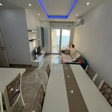 Lungomare Relax Apartamento Shëngjin